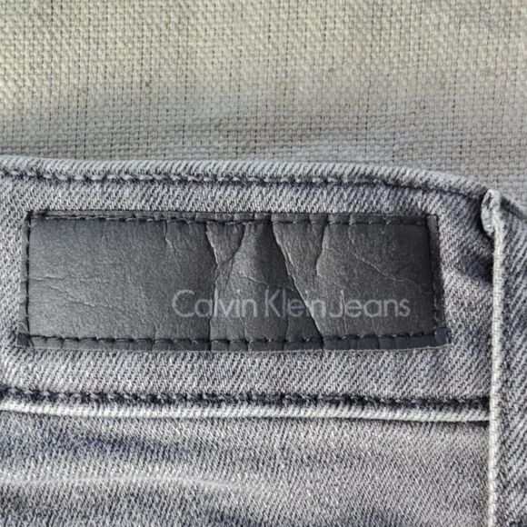 Calvin Klein Slim Boyfriend SZ 4 Jeans Women Gray Stretch Mid Rise Denim (29x27) - Picture 13 of 15